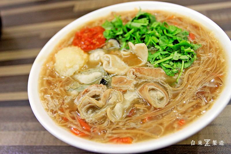 台東市區美食客來吃樂綠豆算蚵仔麵線 (10)