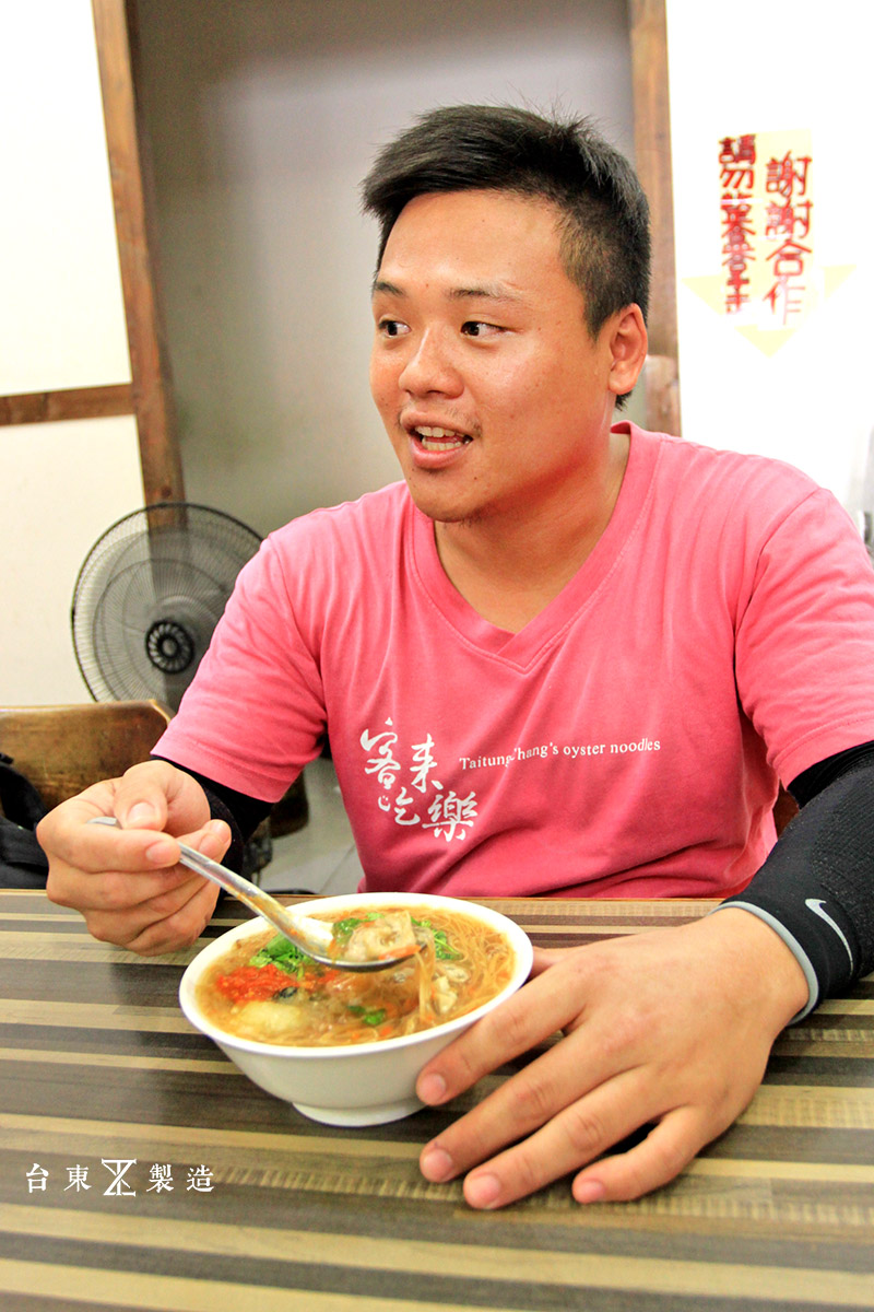 台東市區美食客來吃樂綠豆算蚵仔麵線 (13)