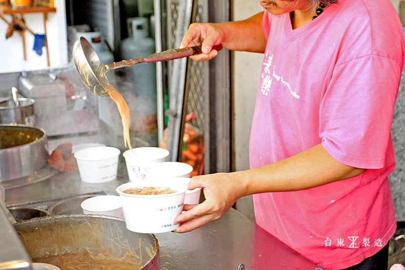 台東市區美食客來吃樂綠豆算蚵仔麵線 (16)