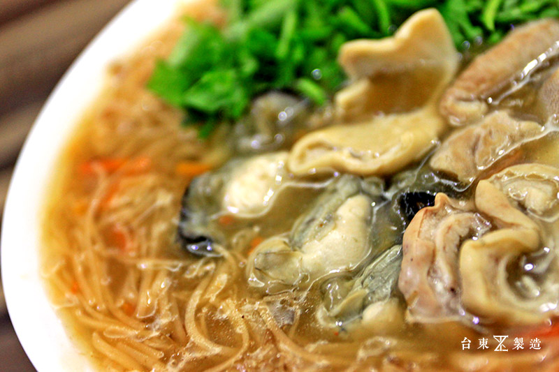台東市區美食客來吃樂綠豆算蚵仔麵線 (6)