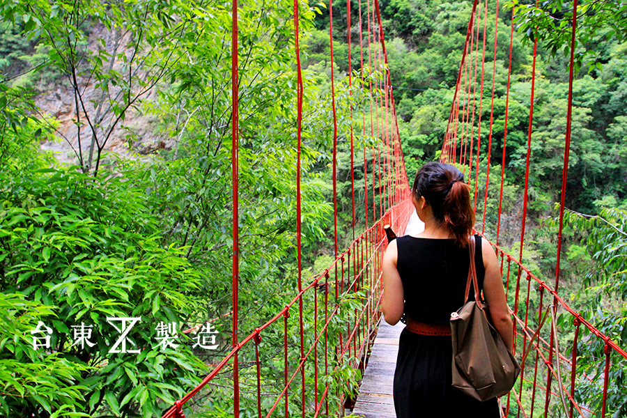 台東旅遊景點總整理-尼伯特颱風災後-南橫天龍吊橋